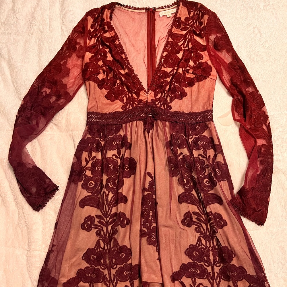 Cloud Ten Holiday Lace Dress
